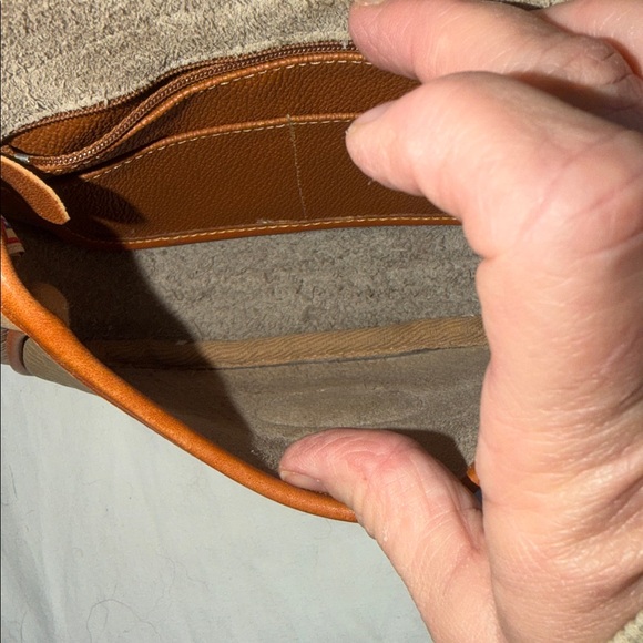 Dooney & Bourke All Weather Leather Crossbody Bag Tan Brown Pebbled AWL Vintage - Picture 6 of 13